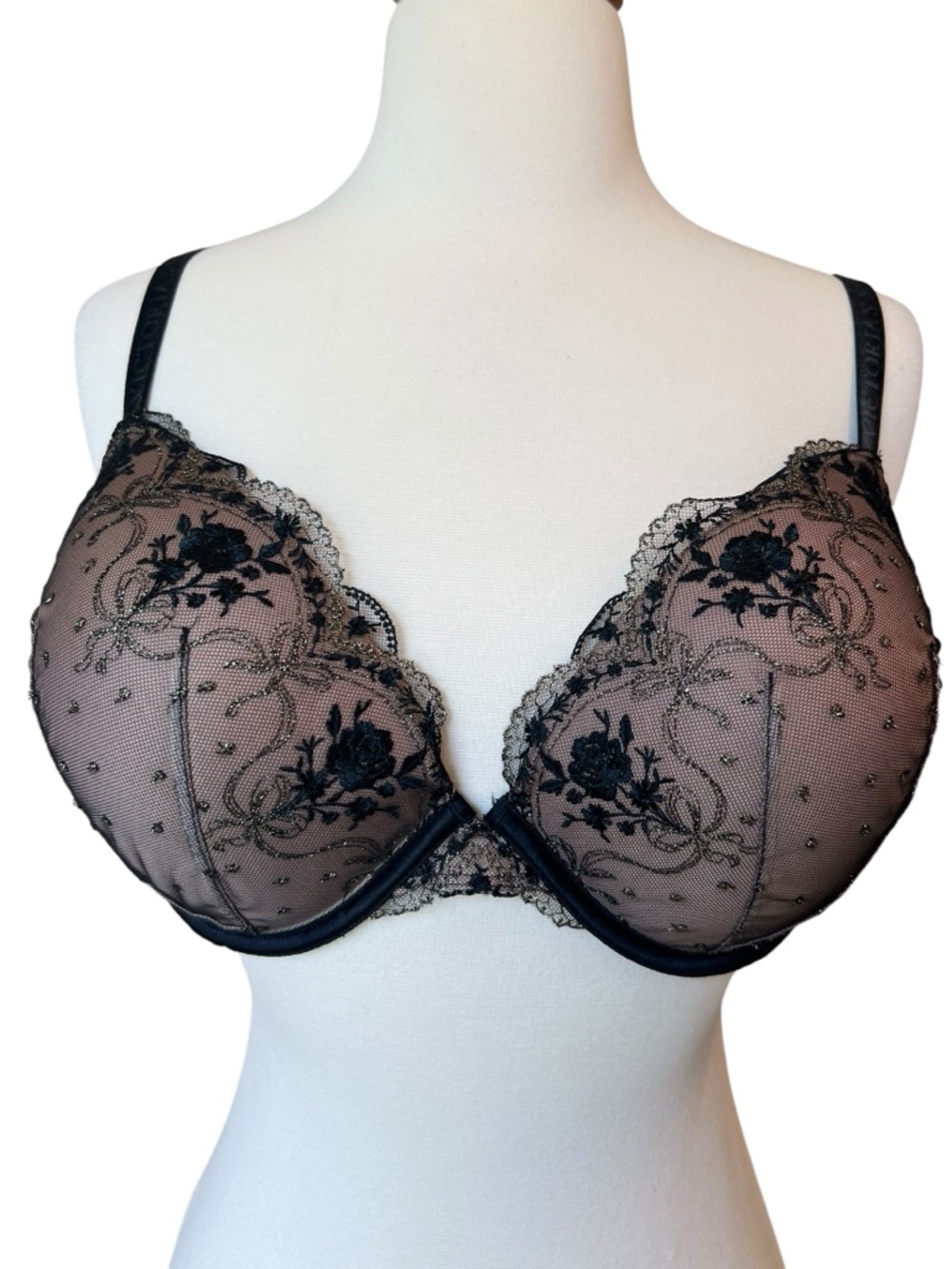 Victoria’s Secret Very Sexy Black Lace Embroidered Push Up Bra
